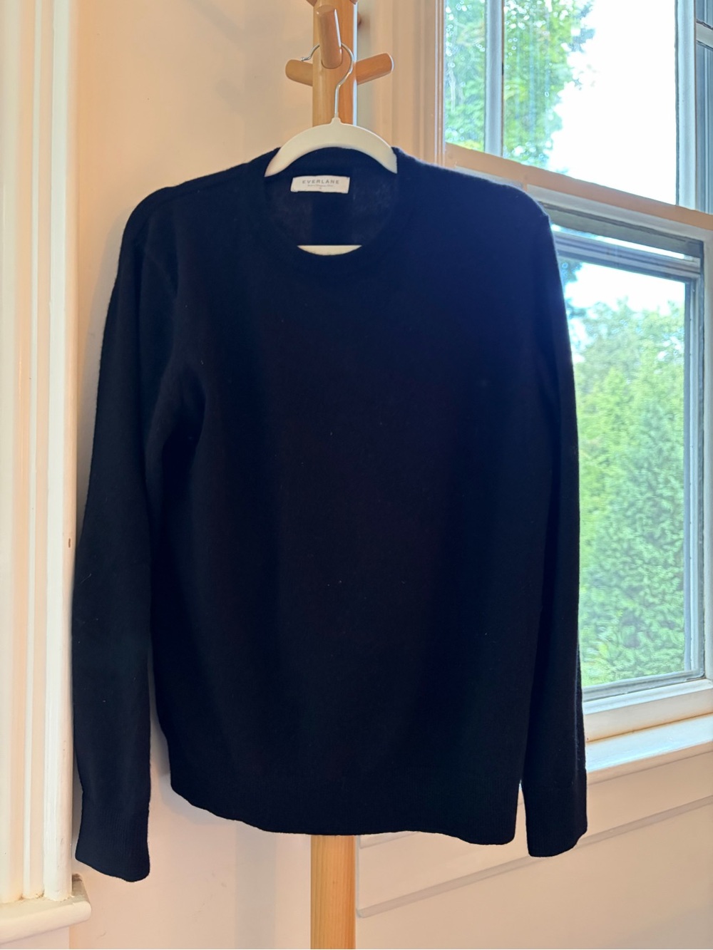 Everlane Men's Black Crewneck Cashmere-Blend Sweater